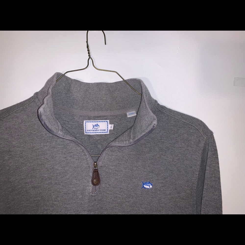 Southern Tide Skipjack Quarter Zip Pullover - Men’s Medium